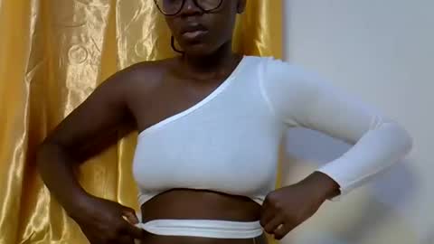 Snapshot of afrikan_desire chatting on 02/07/26, 09:57 afrikan_desire online show from 02/07/26, 09:57