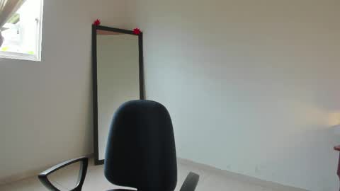 Lorena online show from 04/13/26, 01:27