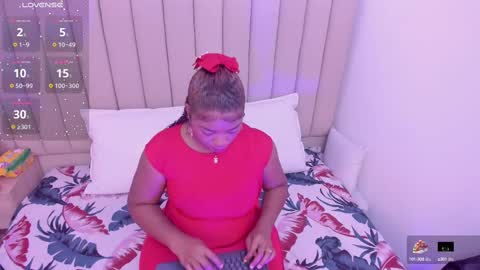 Snapshot of afrodita_de_amor chatting on 10/08/25, 11:41 Vr. online show from 10/08/25, 11:41