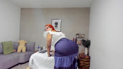 Snapshot of afrodita_martinez chatting on 09/26/25, 05:55 Afrodita online show from 09/26/25, 05:55