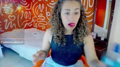 Snapshot of afrodita_solis chatting on 06/26/26, 07:18 afrodita_solis online show from 06/26/26, 07:18