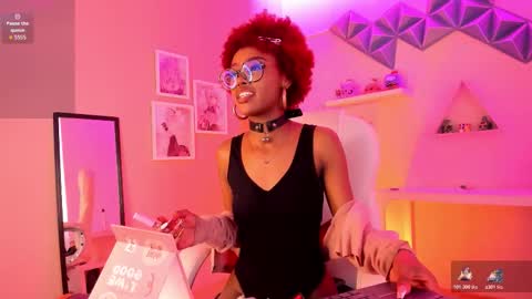 Snapshot of afrodita_sweeet chatting on 01/12/26, 07:52 Afrodita online show from 01/12/26, 07:52