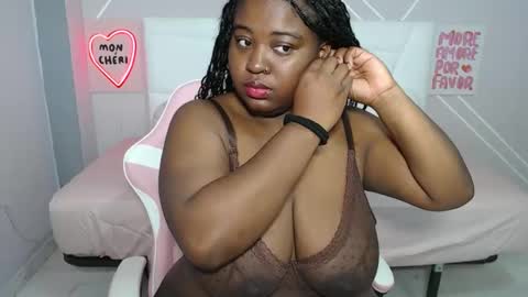Snapshot of afroditaebano chatting on 05/19/26, 07:58 afroditaebano online show from 05/19/26, 07:58