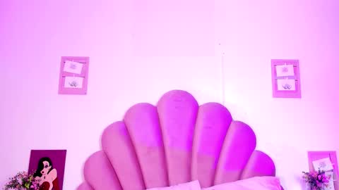 A F R O D I T A  E V A N S online show from 03/16/26, 07:51