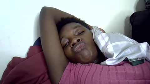 pink  and josphen online show from 01/27/25, 08:39