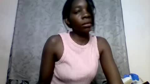 pink  and josphen online show from 02/03/25, 06:39