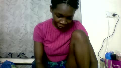 pink  and josphen online show from 02/07/25, 04:59