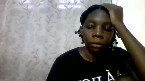 pink  and josphen online show from 02/08/25, 12:50