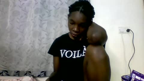 pink  and josphen online show from 02/09/25, 05:40