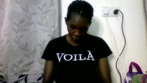 pink  and josphen online show from 02/10/25, 05:47