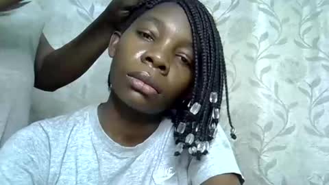 pink  and josphen online show from 03/02/25, 08:05