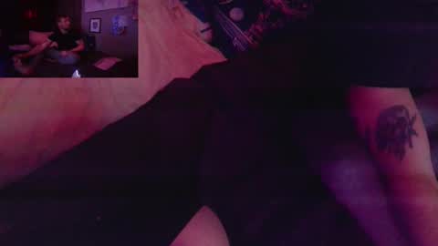 afterhourg online show from 12/01/25, 09:36