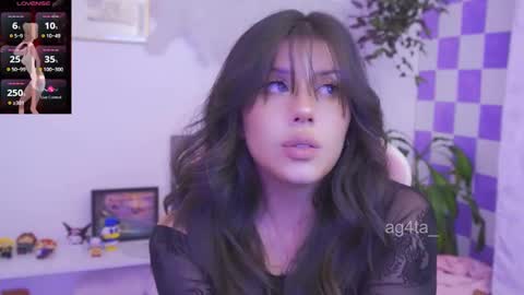 Snapshot of ag4ta_ chatting on 10/29/25, 11:50 Agata online show from 10/29/25, 11:50