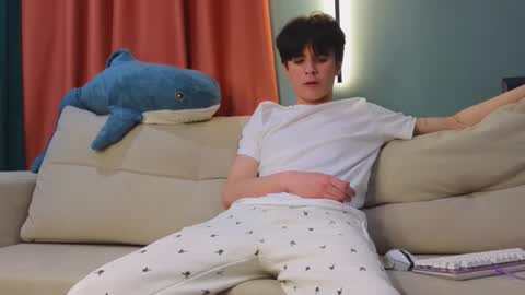 Mark online show from 03/12/26, 12:00