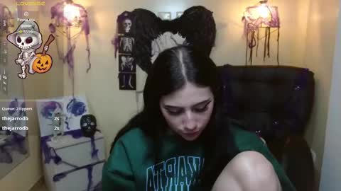 Kimberly online show from 10/21/25, 01:01