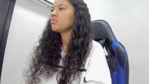 A G A T A  online show from 01/15/26, 12:32