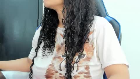 A G A T A  online show from 04/16/26, 12:17