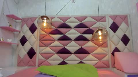 Snapshot of agata_01_ chatting on 03/11/25, 03:02 Ana online show from 03/11/25, 03:02
