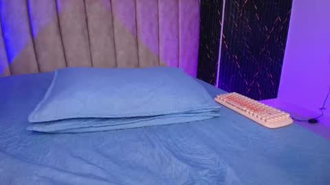 Snapshot of agata_01_ chatting on 05/11/26, 02:45 Ana online show from 05/11/26, 02:45