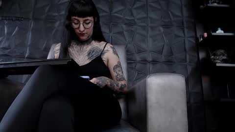  Miss Agata  online show from 12/18/25, 08:59