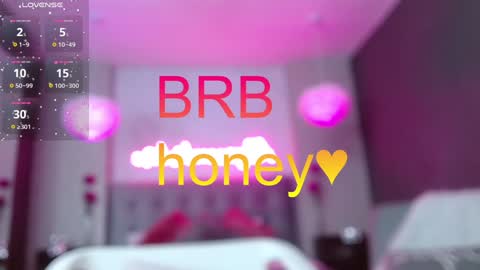 Snapshot of agata_evans_ chatting on 01/15/25, 09:56 AGATA online show from 01/15/25, 09:56