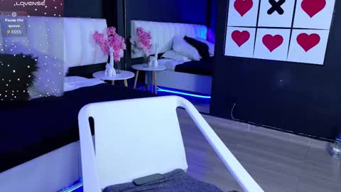 Snapshot of agata_evans_ chatting on 10/11/25, 08:29 AGATA online show from 10/11/25, 08:29