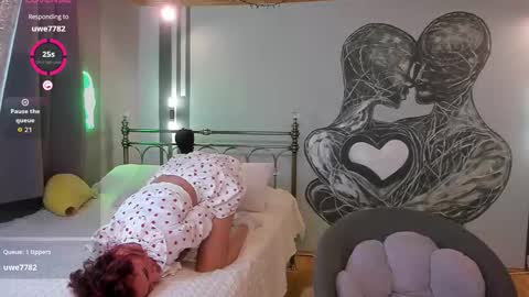 Agata Kriste online show from 11/20/25, 09:36