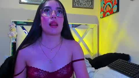 Snapshot of agataa01_ chatting on 11/27/25, 10:01 Agata online show from 11/27/25, 10:01