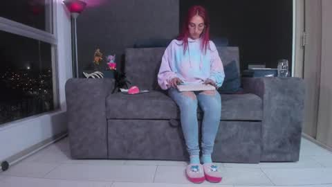 Agata Collinss online show from 02/14/25, 03:54