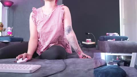 Agata Collinss online show from 03/07/25, 09:51