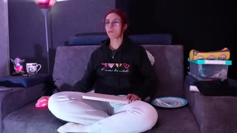 Agata Collinss online show from 09/26/25, 06:06