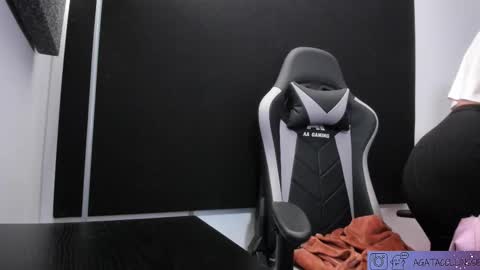 Agata Collinss online show from 02/26/26, 08:52