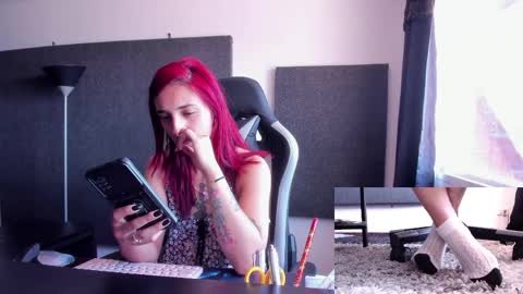 Agata Collinss online show from 04/03/26, 06:50