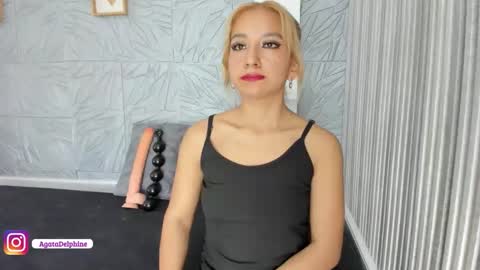 Agatadelphine online show from 12/05/25, 01:42