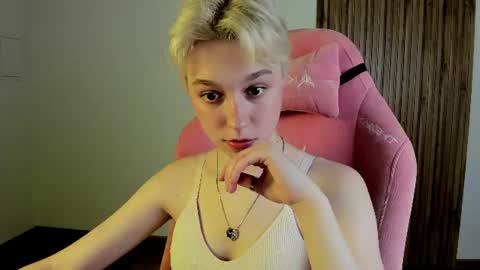 Snapshot of agatagate chatting on 08/05/26, 03:53 AgataGate online show from 08/05/26, 03:53