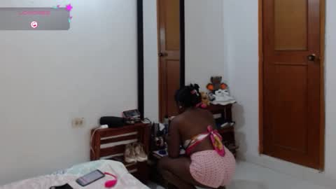 independent model online show from 02/28/25, 04:32