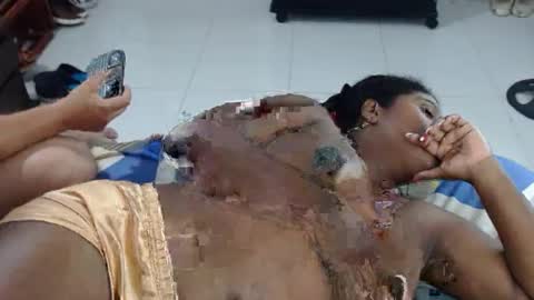 independent model online show from 09/24/25, 04:27