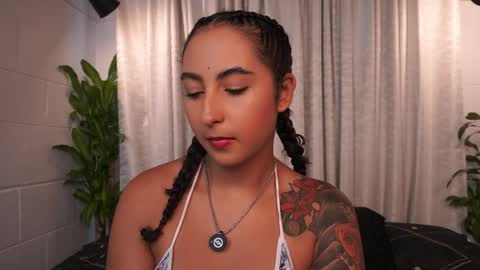 Val   inst  agatha clls online show from 04/20/26, 06:42