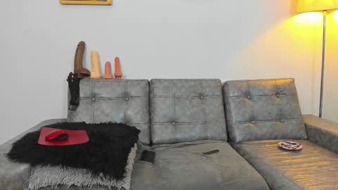 NATASHA online show from 03/18/26, 04:48