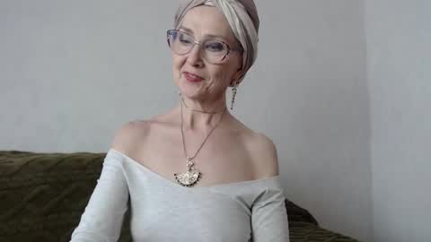 Agatha online show from 02/26/25, 06:58