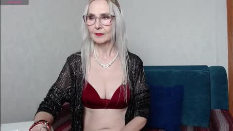 Agatha online show from 01/12/26, 02:33