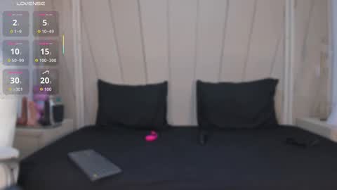 Agatha Steel online show from 10/28/25, 07:27