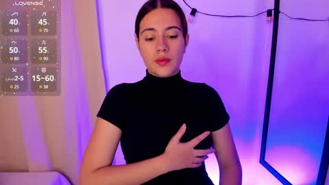 Snapshot of agatha_vixen chatting on 01/03/25, 12:19 Agatha vixen online show from 01/03/25, 12:19