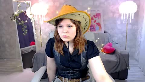 agathaagnia online show from 05/17/26, 08:05