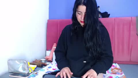 Snapshot of agathacorlincm101 chatting on 02/19/25, 12:55 agathacorlincm101 online show from 02/19/25, 12:55