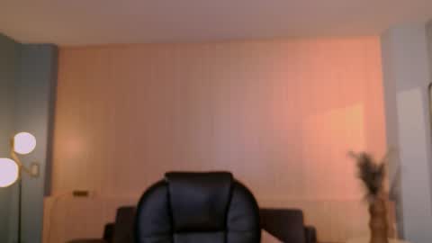 Agatha online show from 12/15/25, 01:21