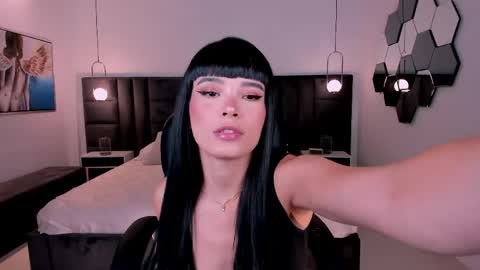 Agatha online show from 04/19/26, 10:45