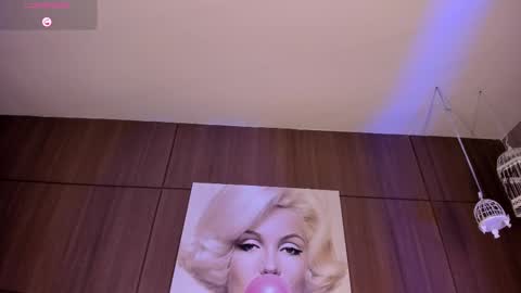 Snapshot of agattaduque chatting on 12/16/25, 11:10 online show from 12/16/25, 11:10