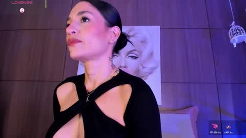 Snapshot of agattaduque chatting on 01/19/26, 12:47 online show from 01/19/26, 12:47