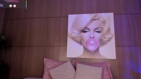 Snapshot of agattaduque chatting on 02/13/26, 11:45 online show from 02/13/26, 11:45